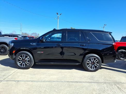 Used 2024 GMC Yukon AT4 w/ Technology Package image 4