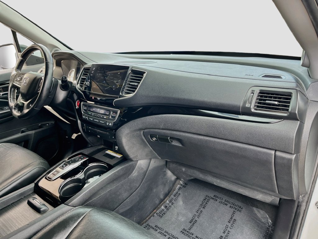 Used 2020 Honda Pilot Touring image 32
