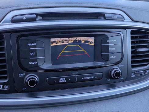 Used 2016 Kia Sorento EX image 27