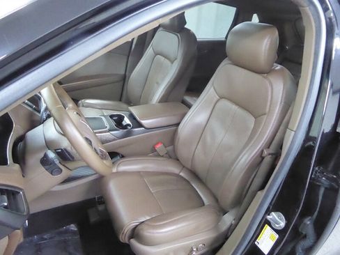 Used 2016 Lincoln MKX Reserve w/ Luxury Package AWD/4WD image 18