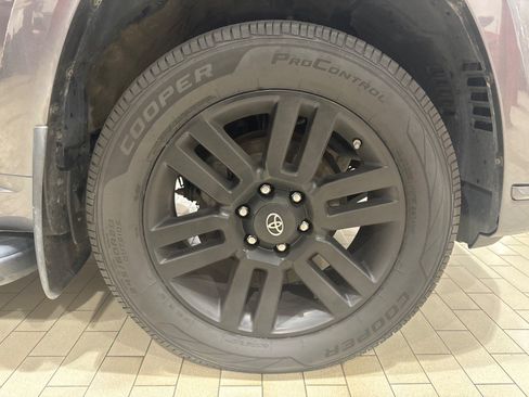 Used 2022 Toyota 4Runner TRD Sport w/ Technology Package AWD/4WD image 5
