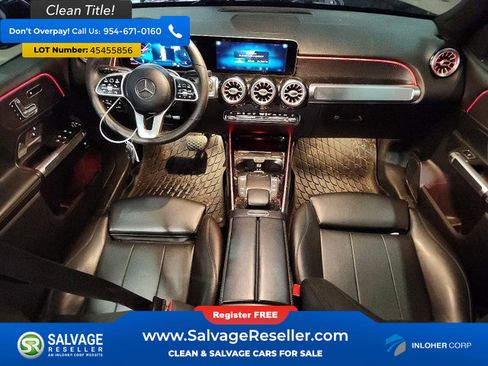 Used 2021 Mercedes-Benz GLB 250 4MATIC image 11
