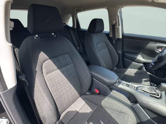 Certified 2026 Honda HR-V LX image 15