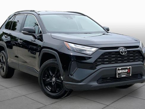 Used 2024 Toyota RAV4 XLE FWD image 3