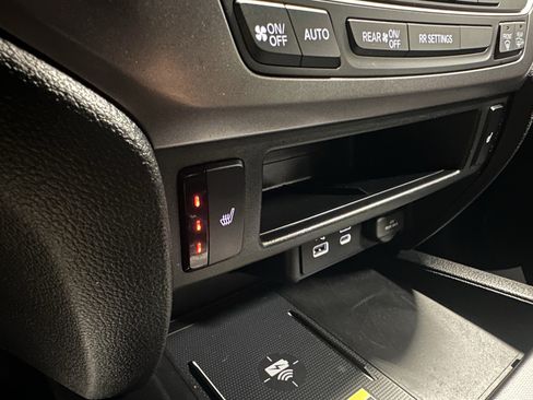 Used 2024 Honda Passport EX-L image 21