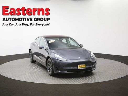 Used 2018 Tesla Model 3 Long Range RWD image 45