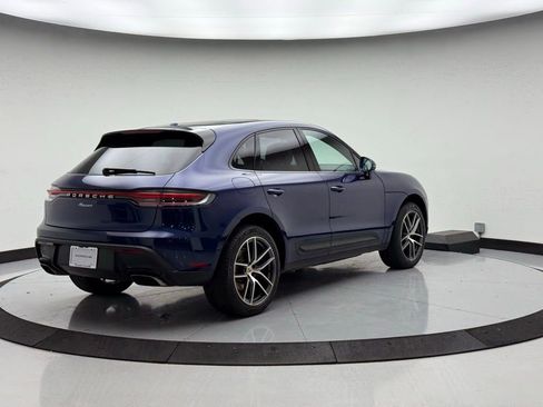 Used 2025 Porsche Macan image 10