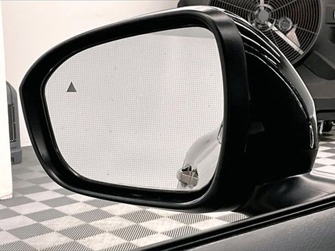 New 2026 Nissan Kicks SV image 25