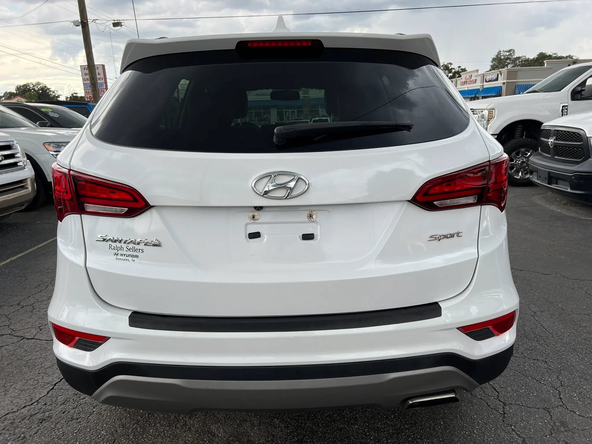 Used 2017 Hyundai Santa Fe Sport FWD image 6