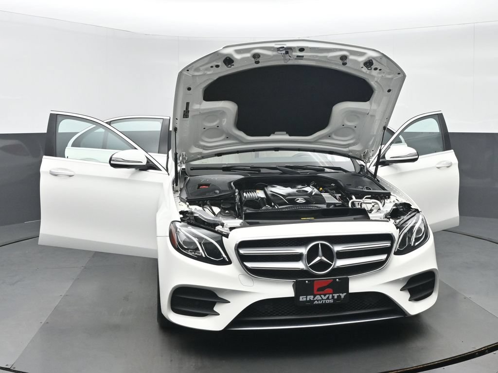 Used 2019 Mercedes-Benz E 300 4MATIC image 41