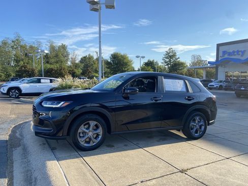 Used 2026 Honda HR-V LX image 6