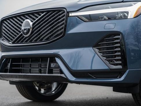 New 2026 Volvo XC60 T8 Ultra w/ Protection Package Premier image 14