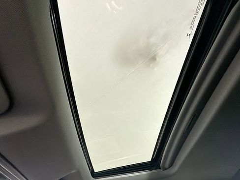 Used 2022 GMC Sierra 1500 SLT w/ SLT Premium Package image 22