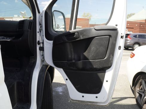 Used 2023 RAM ProMaster 2500 FWD image 25