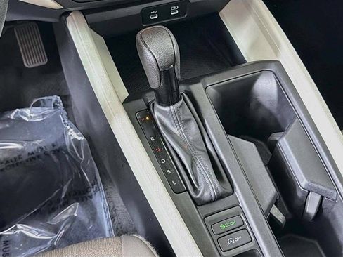 Used 2025 Honda Accord LX image 33