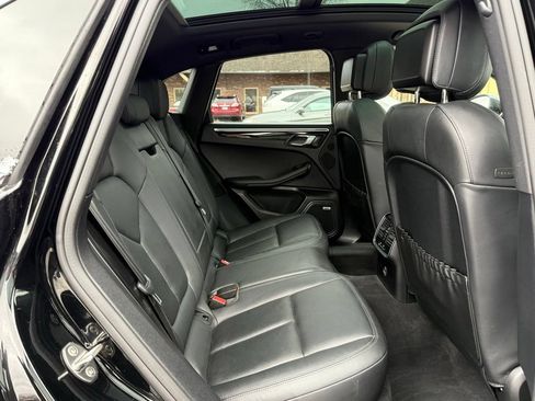 Used 2020 Porsche Macan S AWD/4WD image 19