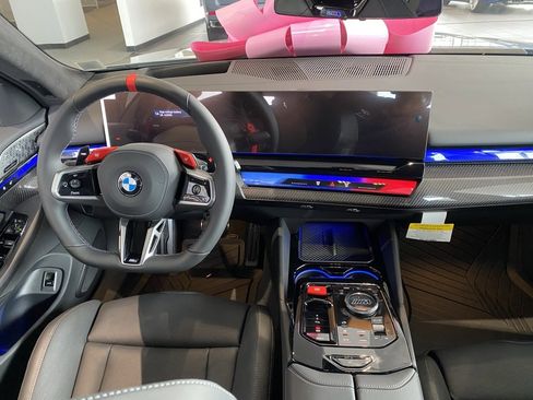 New 2026 BMW M5 w/ Executive Package image 11