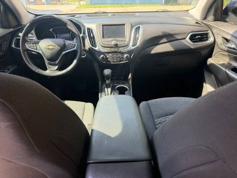 Used 2022 Chevrolet Equinox LT AWD/4WD image 10