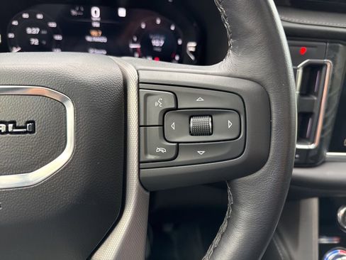 Used 2022 GMC Yukon Denali image 34