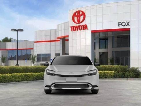 New 2026 Toyota Prius Plug-In Hybrid FWD image 17