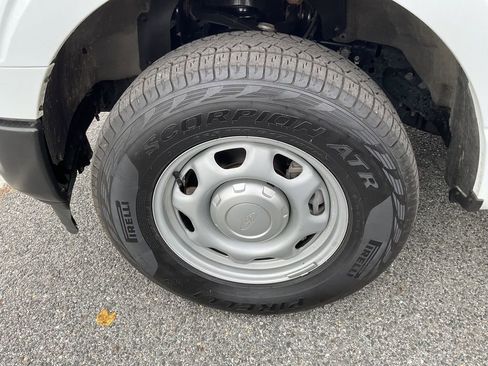 Used 2024 Ford F150 XL image 5