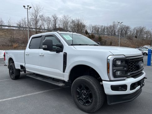 Certified 2024 Ford F250 XLT w/ XLT Premium Package image 3