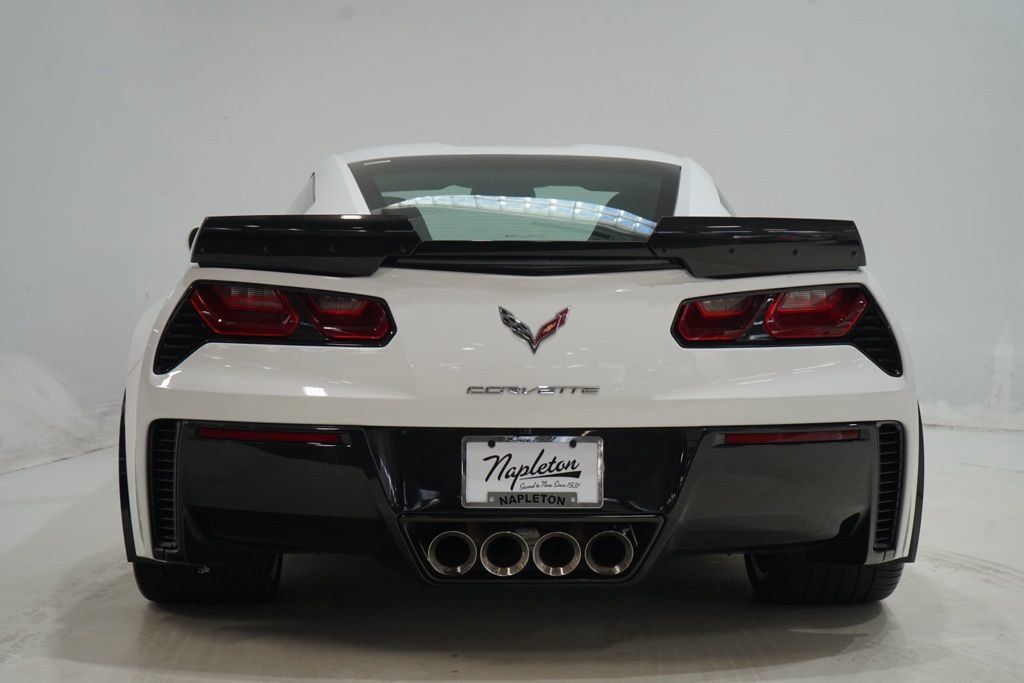 Used 2018 Chevrolet Corvette Grand Sport RWD image 6
