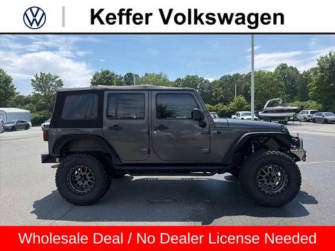 Used 2016 Jeep Wrangler Unlimited Sport AWD/4WD image 6