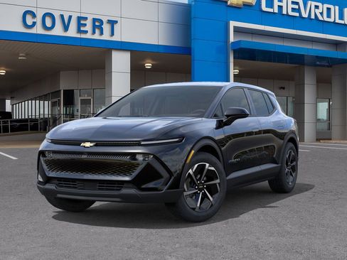 New 2026 Chevrolet Equinox EV LT image 6