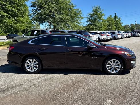 Used 2021 Chevrolet Malibu LT FWD image 8