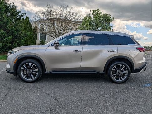 Used 2023 INFINITI QX60 Luxe image 9