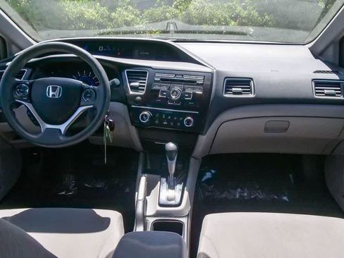 Used 2013 Honda Civic LX image 12