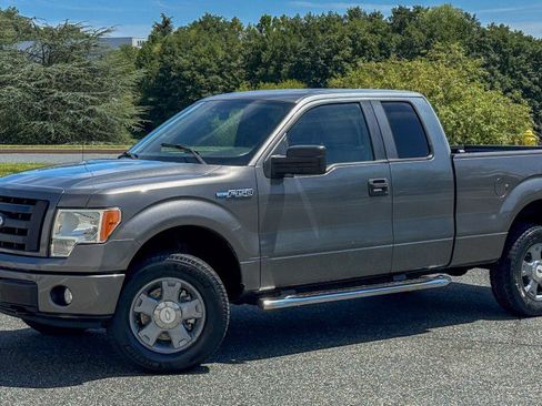 Used 2010 Ford F150 STX AWD/4WD image 3
