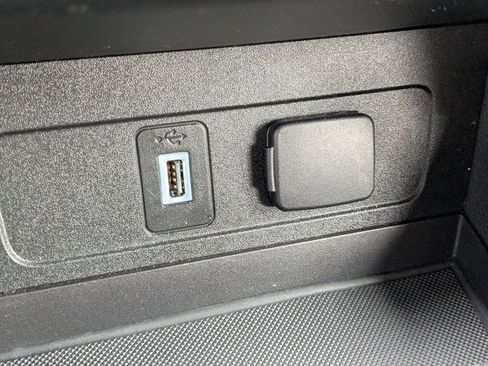 Used 2019 Ford Escape SEL image 25