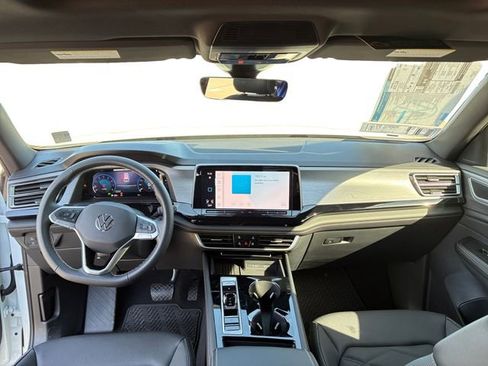 New 2026 Volkswagen Atlas Cross Sport SE image 10