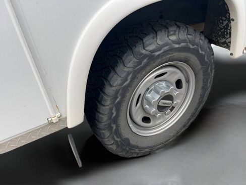 Used 2020 Ford F250 XL w/ Power Equipment Group image 6