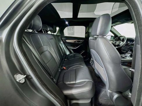 Used 2024 Jaguar F-PACE R-Dynamic S image 26