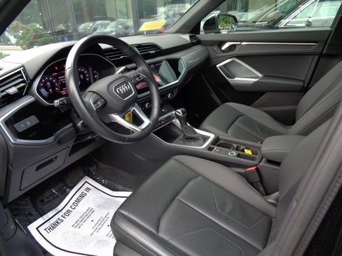 Used 2023 Audi Q3 2.0T Premium AWD/4WD image 10