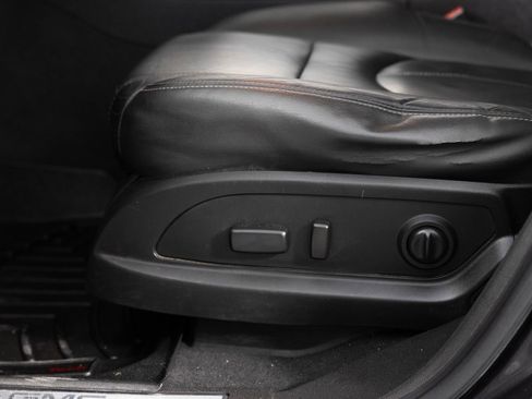 Used 2014 GMC Acadia SLT AWD/4WD image 17
