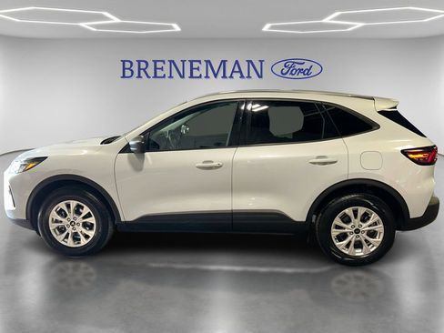 Certified 2025 Ford Escape Active AWD/4WD image 8