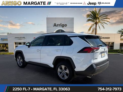 Used 2024 Toyota RAV4 XLE w/ Convenience Package AWD/4WD image 5