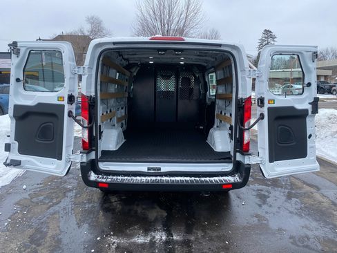 Used 2024 Ford Transit 250 T-250 130 Low Rf 9070 GVWR RW w/ Exterior Upgrade Package image 10