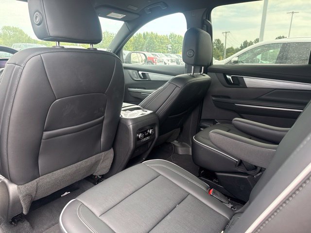 Used 2026 Buick Enclave Preferred FWD image 8