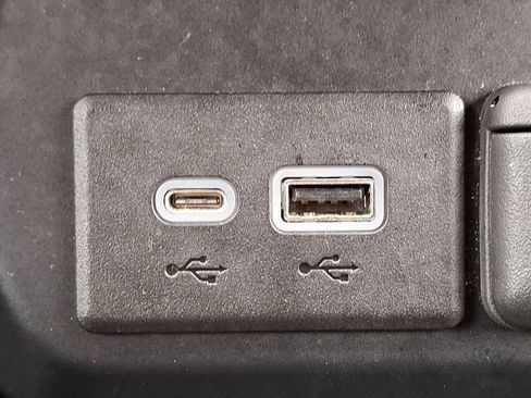 Certified 2021 Chevrolet Silverado 1500 RST w/ Convenience Package II image 23