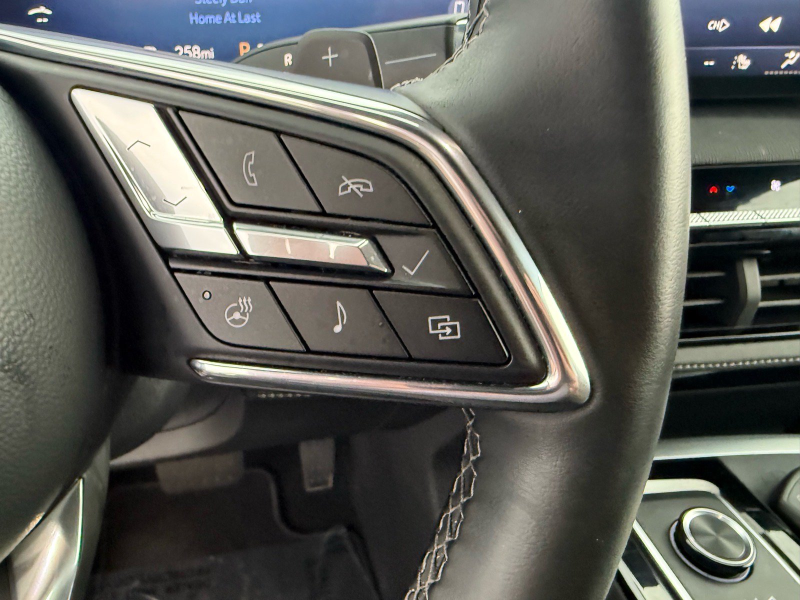 Used 2026 Buick Enclave Preferred w/ Power Package FWD image 23