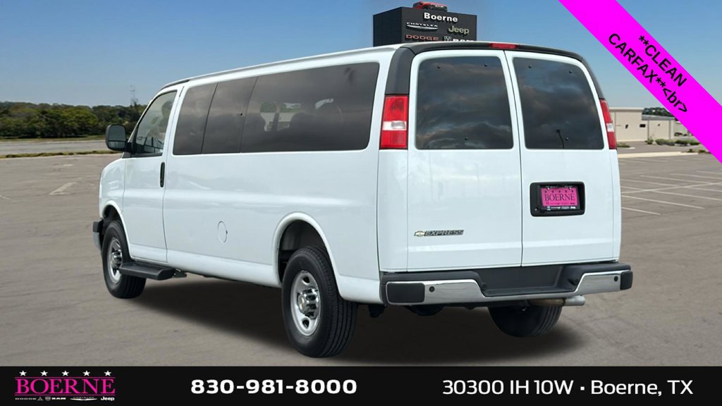 Used 2025 Chevrolet Express 3500 LT w/ LT Preferred Equipment Group RWD image 5