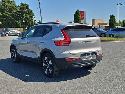 Used 2025 Volvo XC40 B5 Plus AWD/4WD image 15