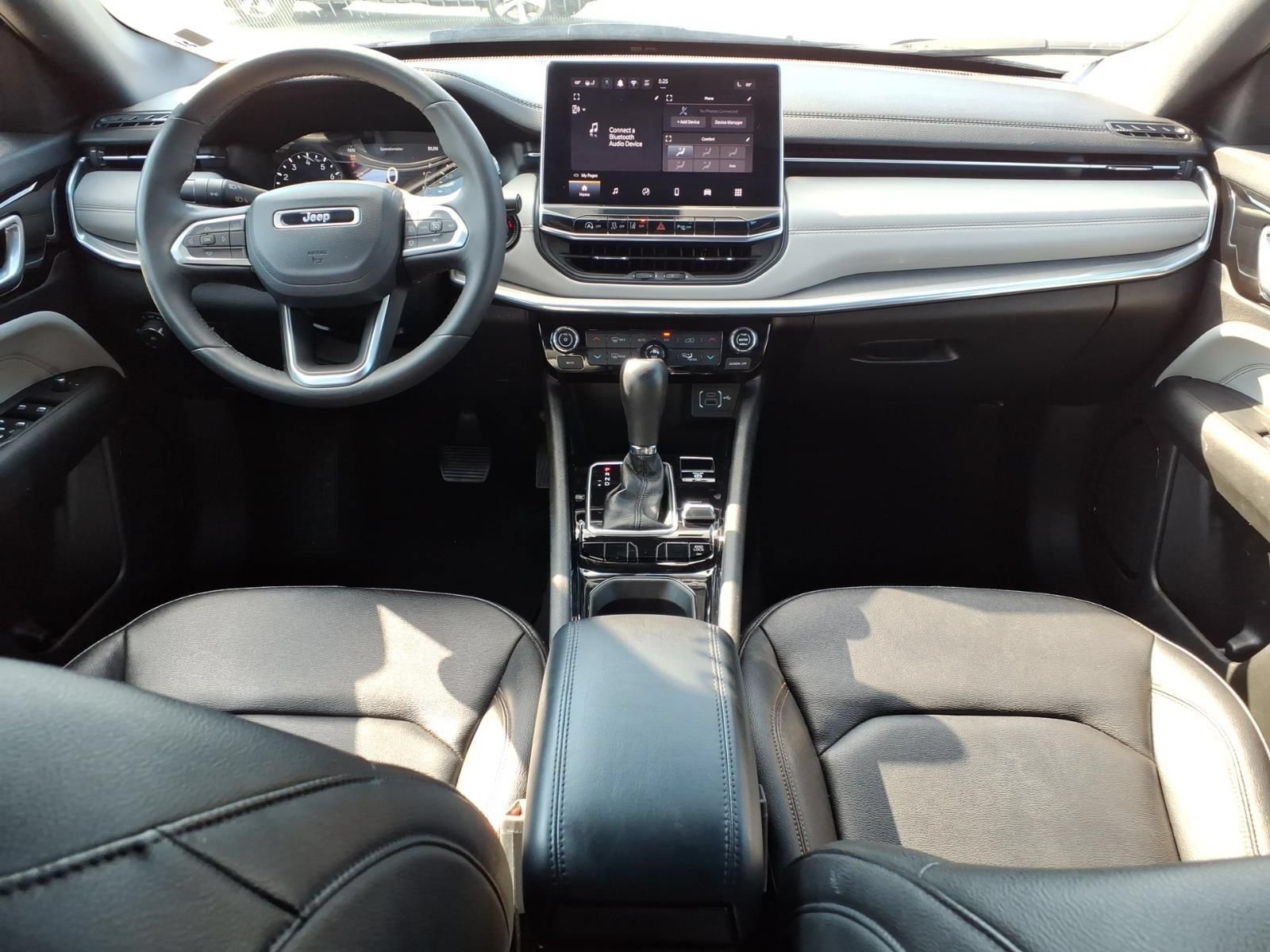 Used 2024 Jeep Compass Limited AWD/4WD image 12
