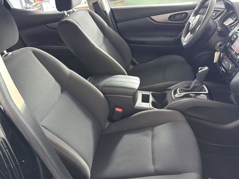 Used 2017 Nissan Rogue Sport S w/ S Appearance Package image 16