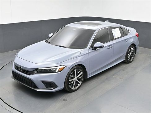 Used 2022 Honda Civic Touring image 15